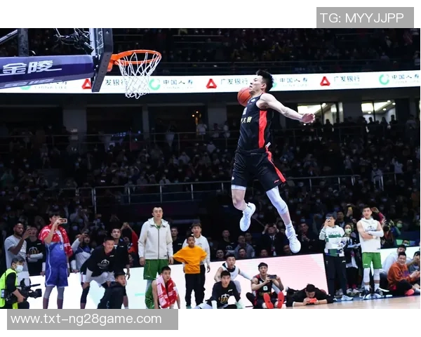 CBA全明星赛盛况空前球星云集点燃篮球激情与荣耀之夜 CBA全明星赛盛况空前球星云集点燃篮球激情与荣耀之夜